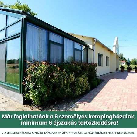 Bed and Breakfast Szarszo Panzio à Balatonszarszo Extérieur photo
